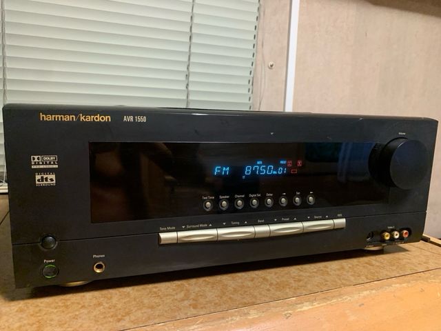 Harman Kardon AVR 1550 Amplificador Negro