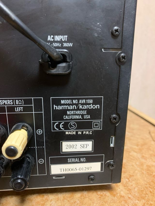 Harman Kardon AVR 1550 Amplificador Negro