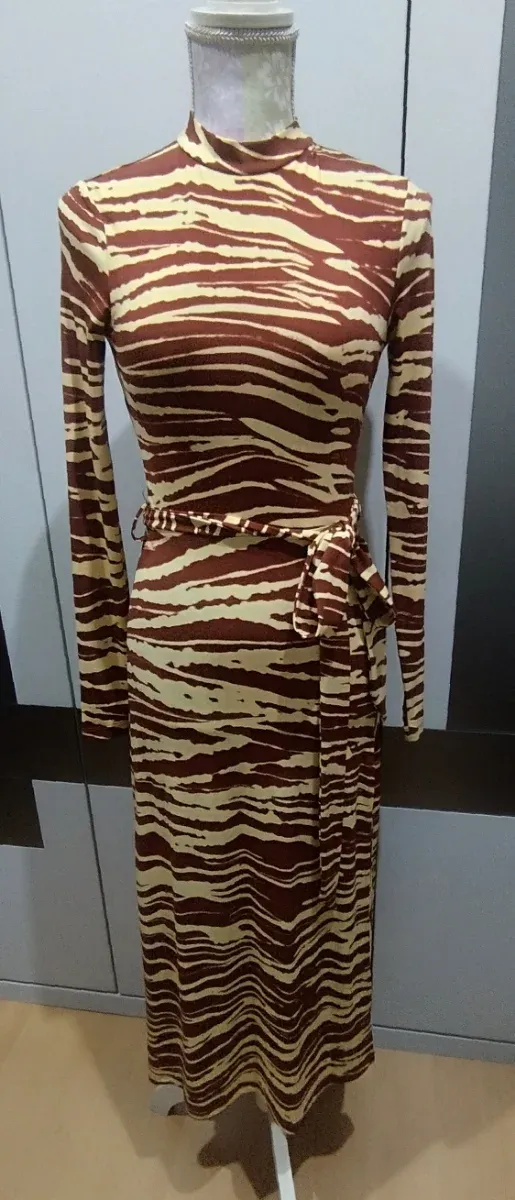 Vestido animal print. Trend Collection H&M
