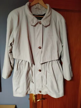 Abrigo mujer beige