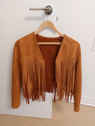Chaqueta marrón arananjado con flecos