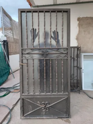 Puerta de Hierro para Entrada de Casa