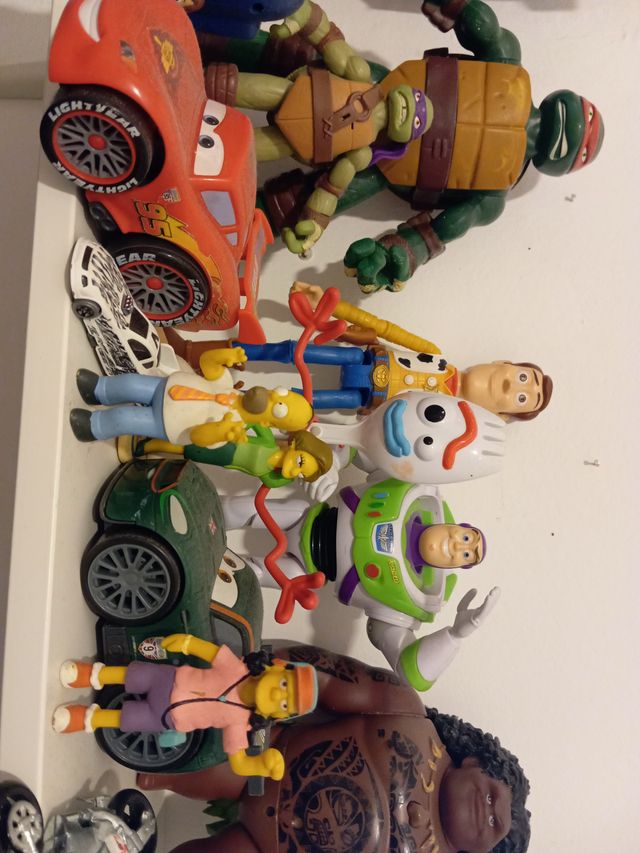 Set di giocattoli vari