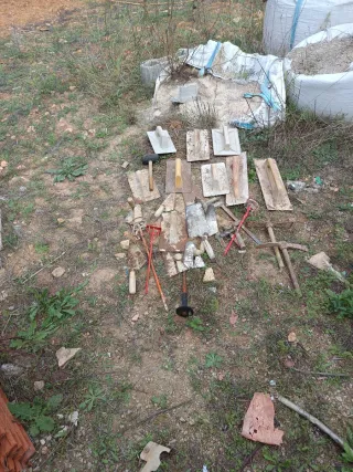 Herramientas de construcción y albañilería