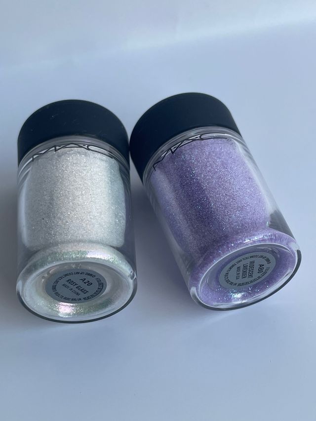MAC cosmetics 2 Pigmentos (Plata y Morado)