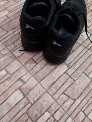 Scarpe sportive nere da uomo