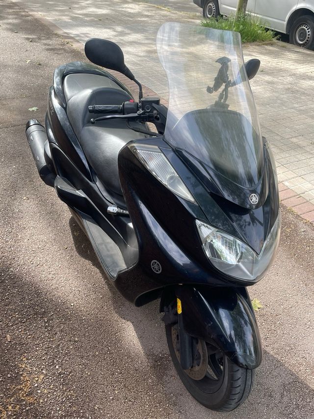 Yamaha Majesty 400 Negra 2008