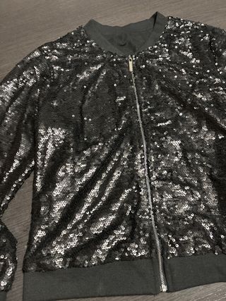 Chaqueta bomber lentejuelas negra