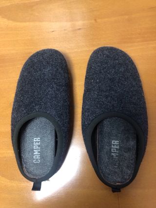 Zapatillas casa Camper gris oscuro