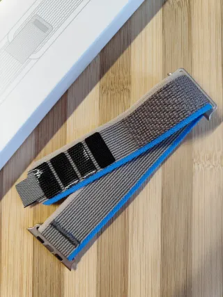 Cinturino Trail Loop per Apple Watch Ultra 3-2-1