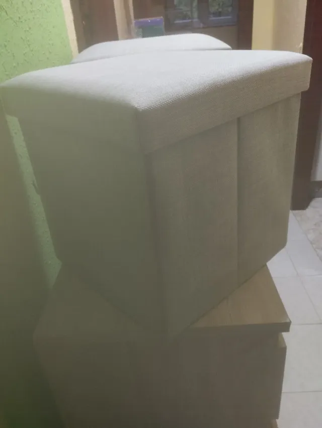 CONFEZIONE DA 2 POUF PORTAOGGETTI PIEGHEVOLI