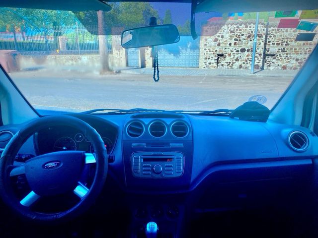 Ford Tourneo Connect 2010