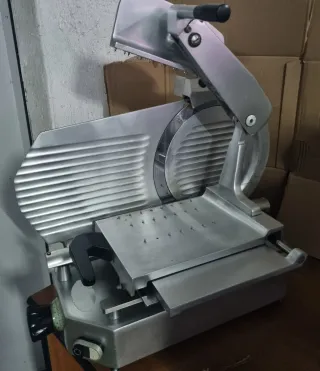 Affettatrice Fimar 330mm Professionale