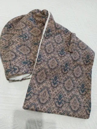 Bufanda con capucha de lana y angora