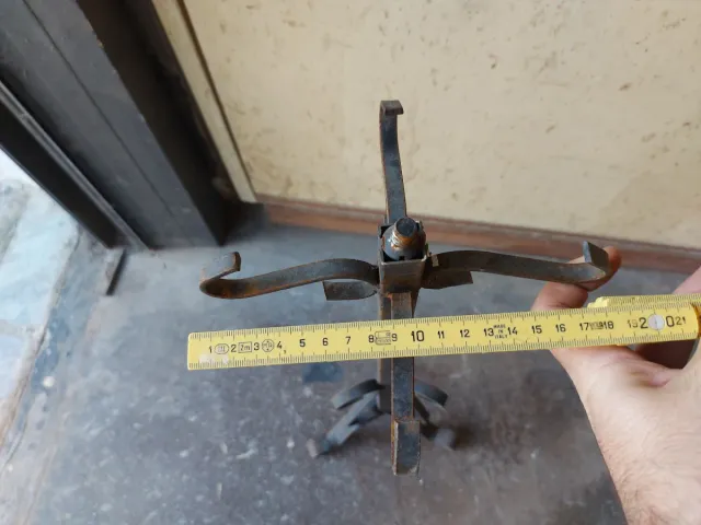 Accessorio camino in metallo nero