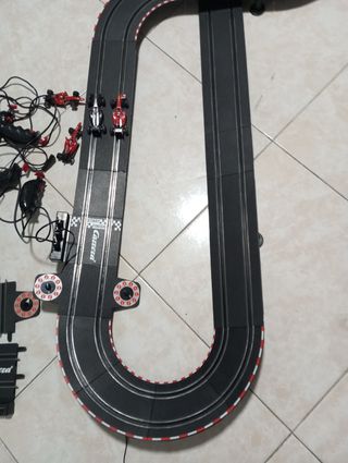 Scalextric Carrera GO