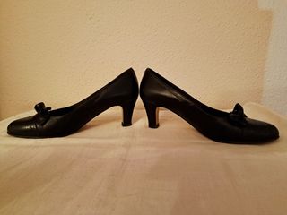 Zapatos salón piel número 39