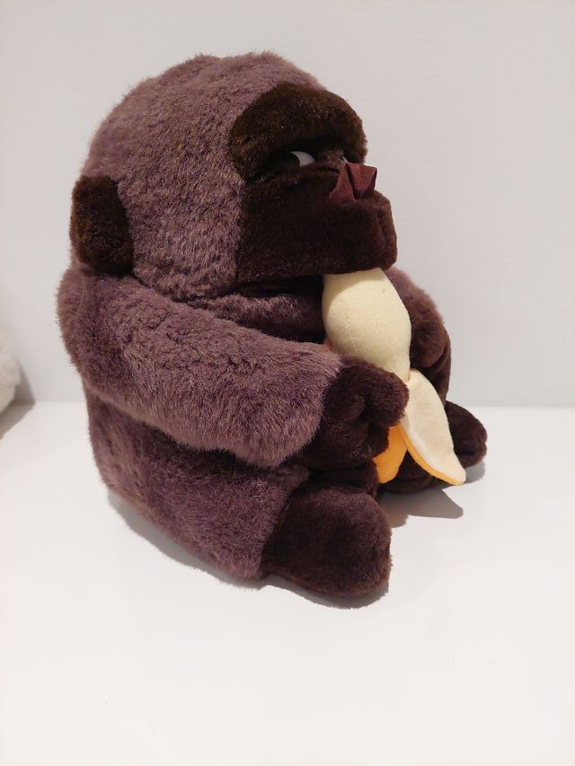 2 Peluches Gorila con Plátano