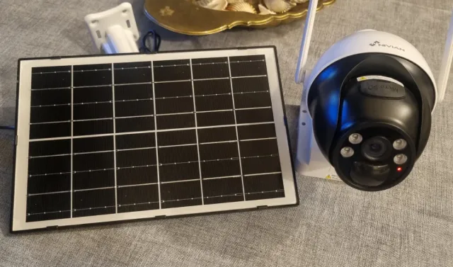 Cámara Vigilancia Nivian con Panel Solar