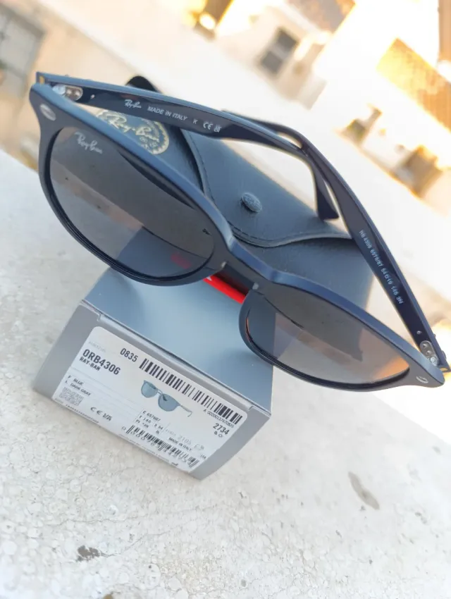 RB 4306 Hexagonal Blue Grey