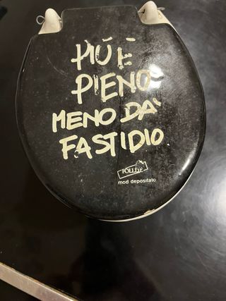 Salvadanaio vintage WC Follie