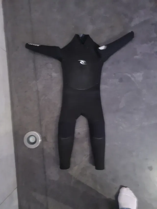 Traje de surf neopreno 4/3 Rip Curl niño talla 4