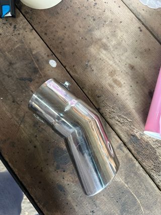 Tubo de escape cromado