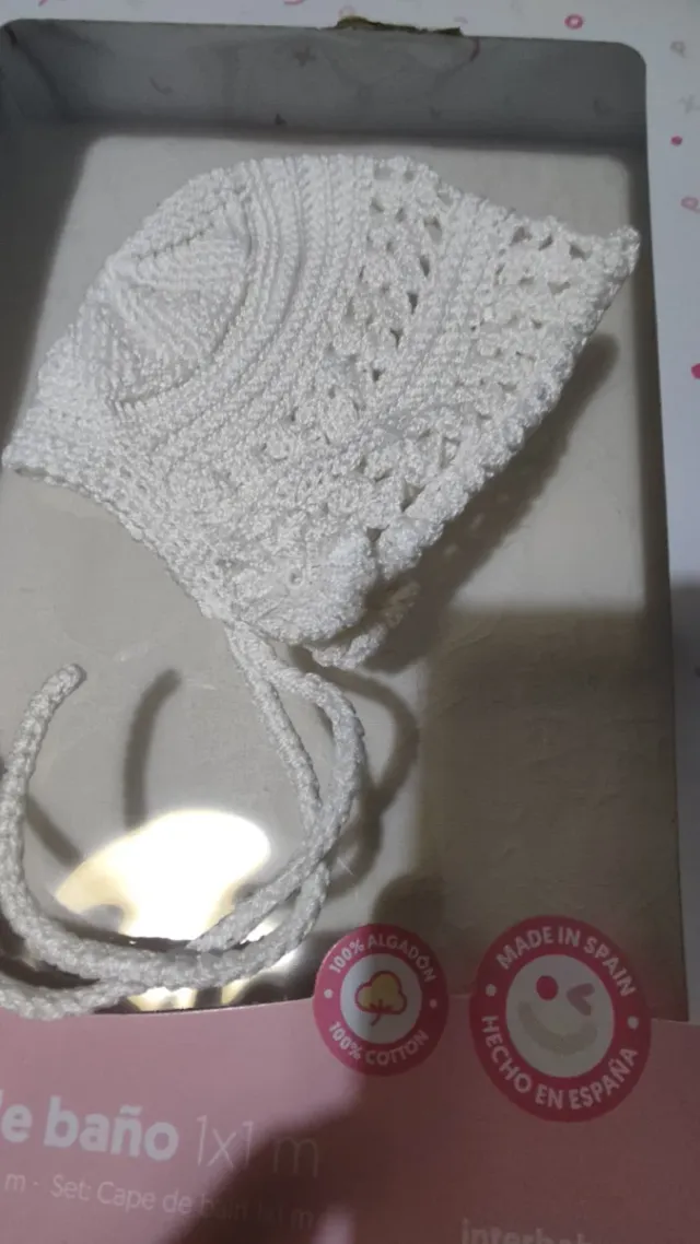 Gorro de bebé de algodón hecho en España