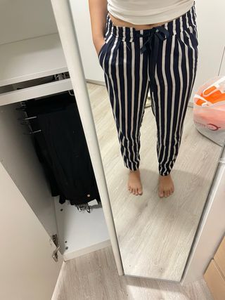 Pantalón tobillero rayas Zara