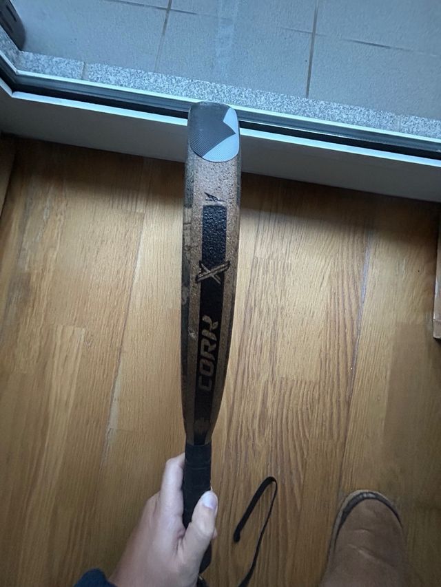 Raquete Cork Extreme Preta