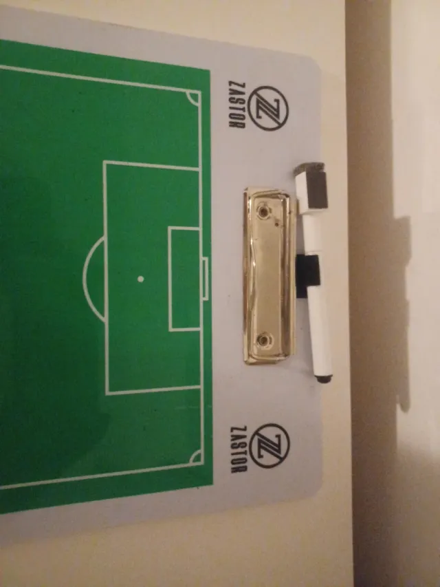 Tablero táctico de fútbol Zastor
Reversible