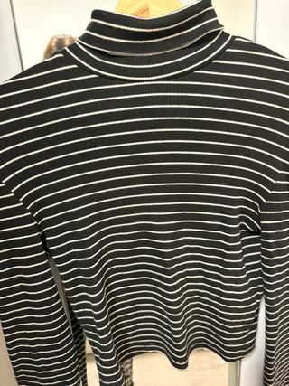 Jersey de rayas cuello alto talla M