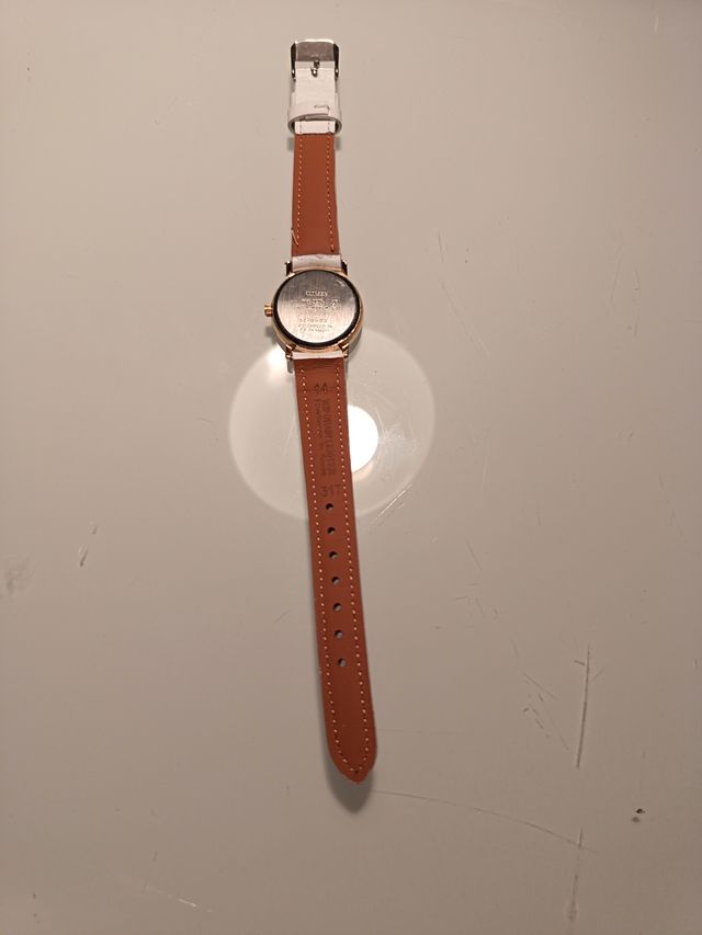 Reloj Citizen Quartz Blanco Mujer