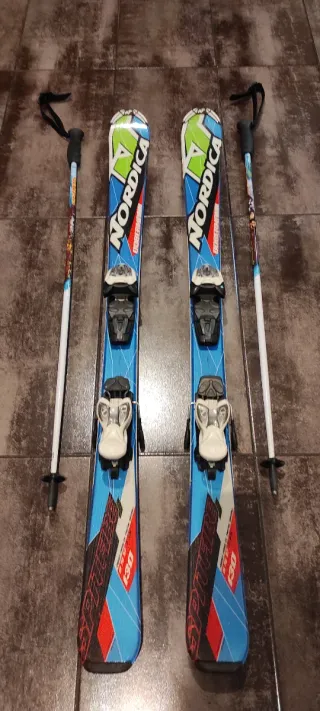 Esquís Nordica DOBERMANN 130 con bastones