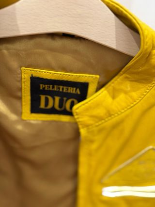 Cazadora Piel Motera Mujer Amarilla