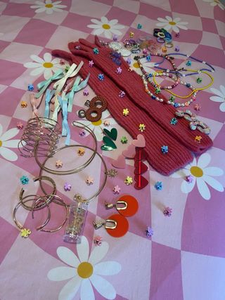 Pacchetto gioielli, guanti e accessori per capelli