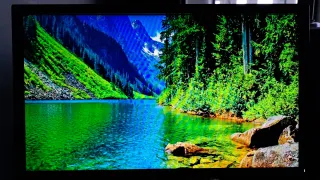 Monitor Dell 22" E2216H + adaptador USB y soporte