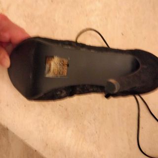 Scarpe con tacco in pizzo nero