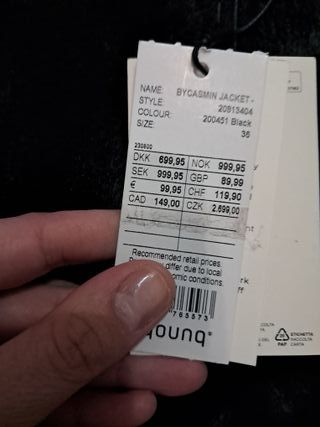 Cazadora B.YOUNG pelo negra