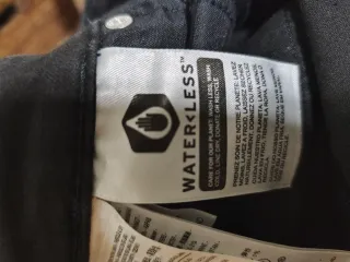 Pantalón vaquero LEVI STRAUSS negro
