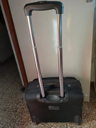 MALETA TROLLEY SAMSONITE CON ASA TELESCÓPICA Y RUE