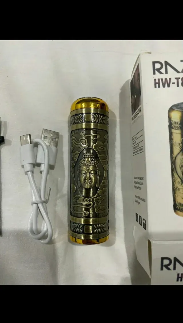 Rasuradora de viaje pequeña Dorada. Nueva