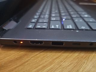 Lenovo Yoga 520 i3 Portátil