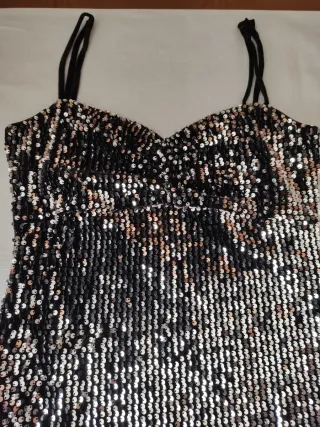 Vestido corto lentejuelas Zara