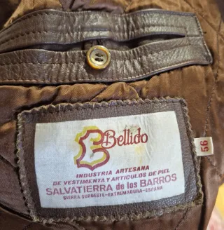 Cazadora de cuero marrón para mujer talla 56