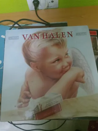  King diamond ,Dokken , Gary Moore, acdc, Steve Va