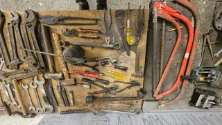 Lote de herramientas manuales