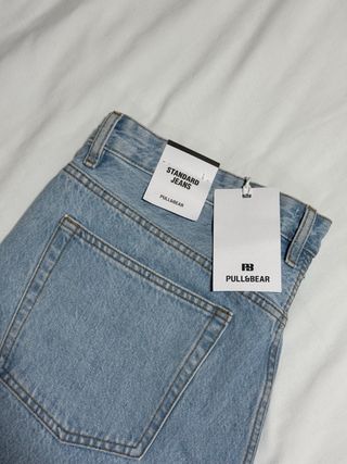 Vaqueros Pull&Bear azul claro