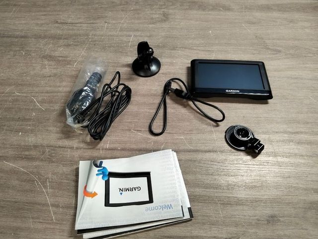 Navegador GPS Garmin Nüvi 55 LM SE 5" com mapas da UE