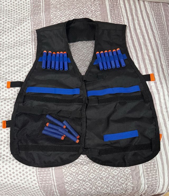 Chaleco Táctico Nerf con Darts